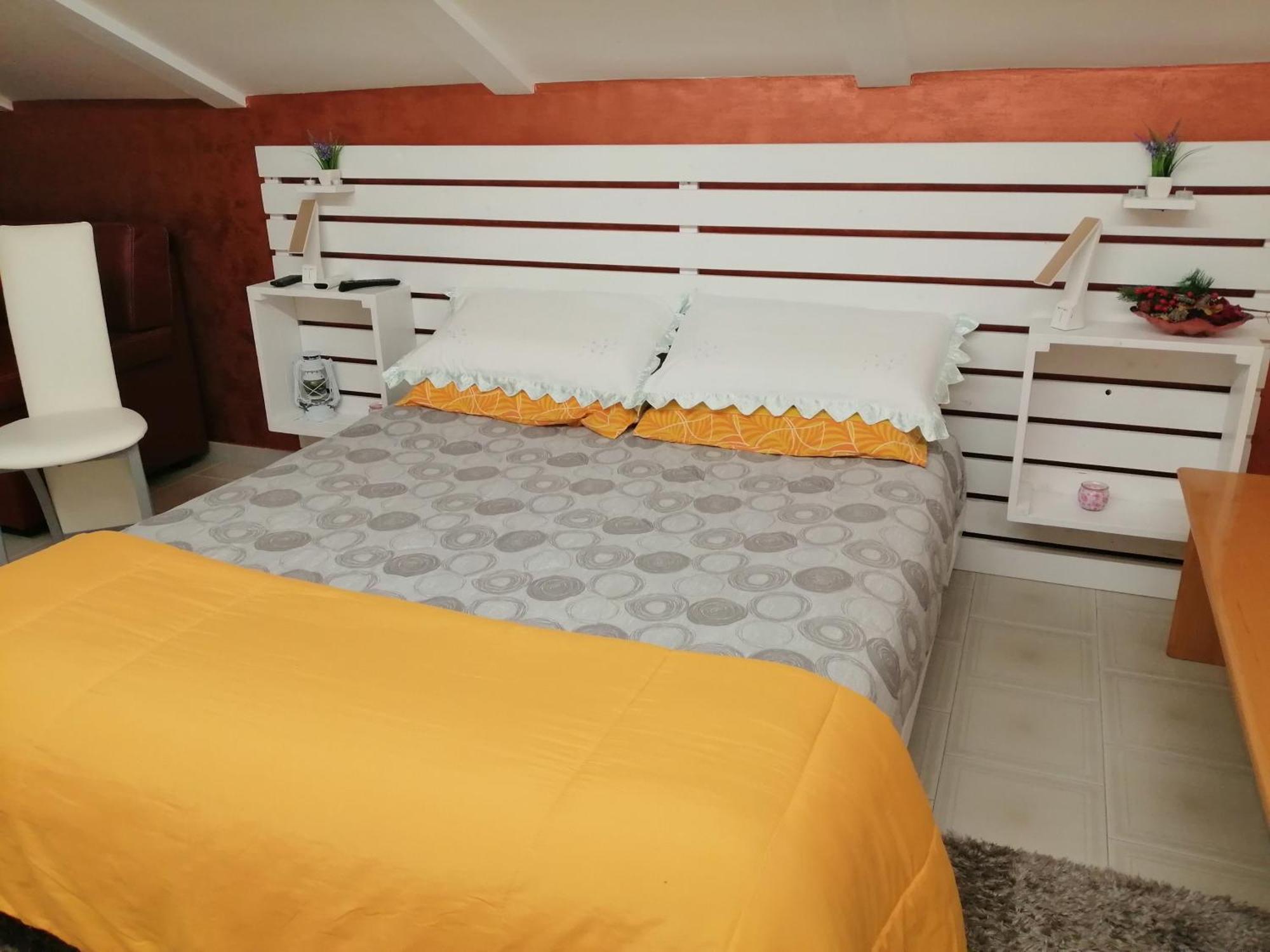 B&B La Camelia 산테라모 인 콜레 외부 사진