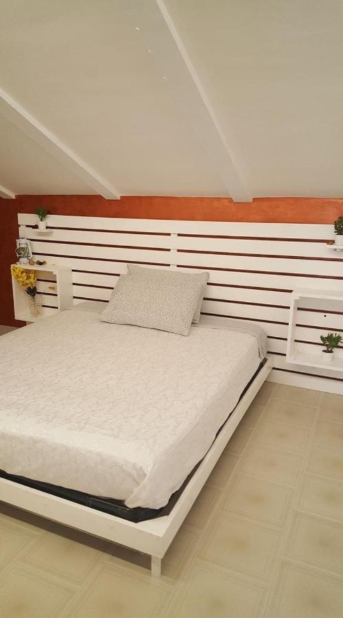 B&B La Camelia 산테라모 인 콜레 외부 사진